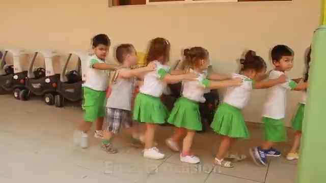 Cómo empezar un negocio de guardería con poco dinero